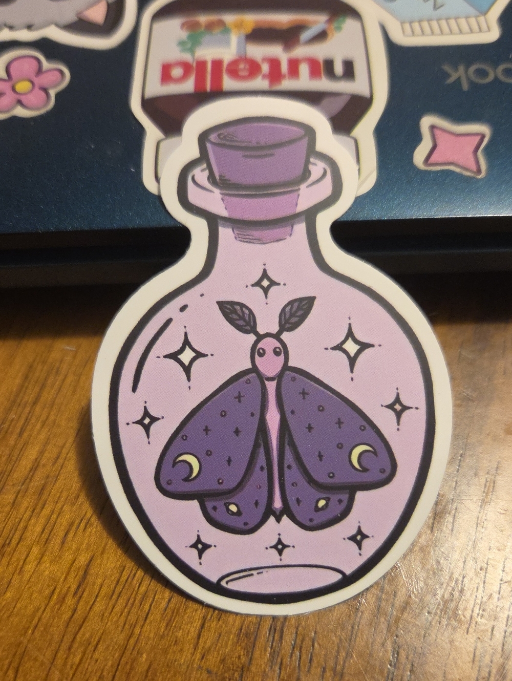 Purple Moth Bottle Sticker — Decorative Women’s Accessory